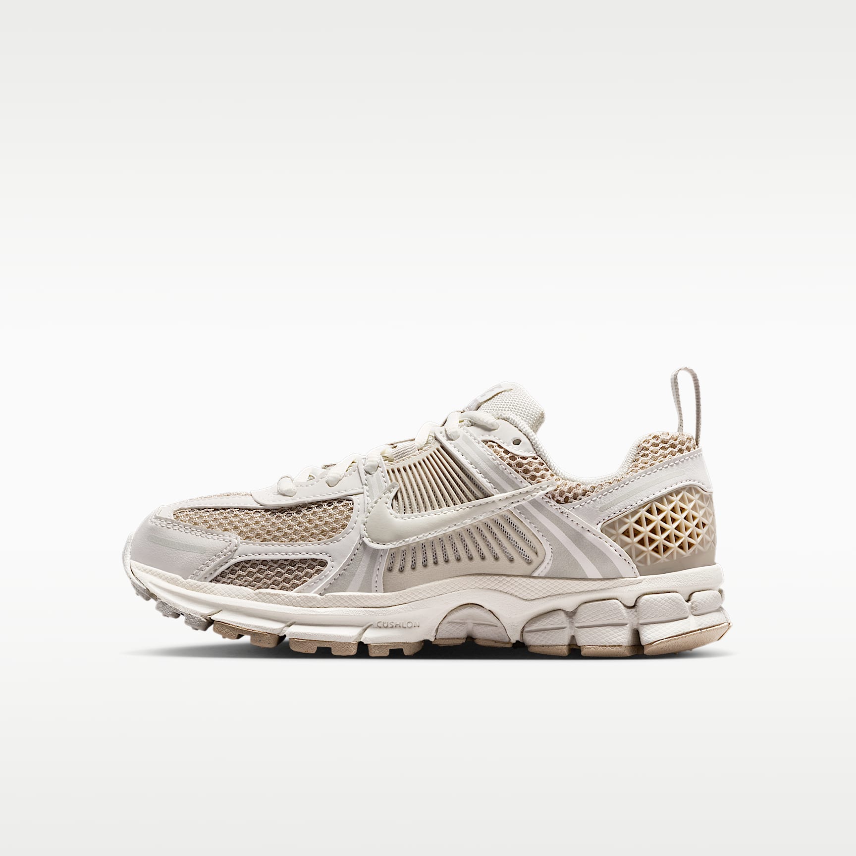 Nike Vomero 5 Older Kids' Shoes with Reflective Design Accents